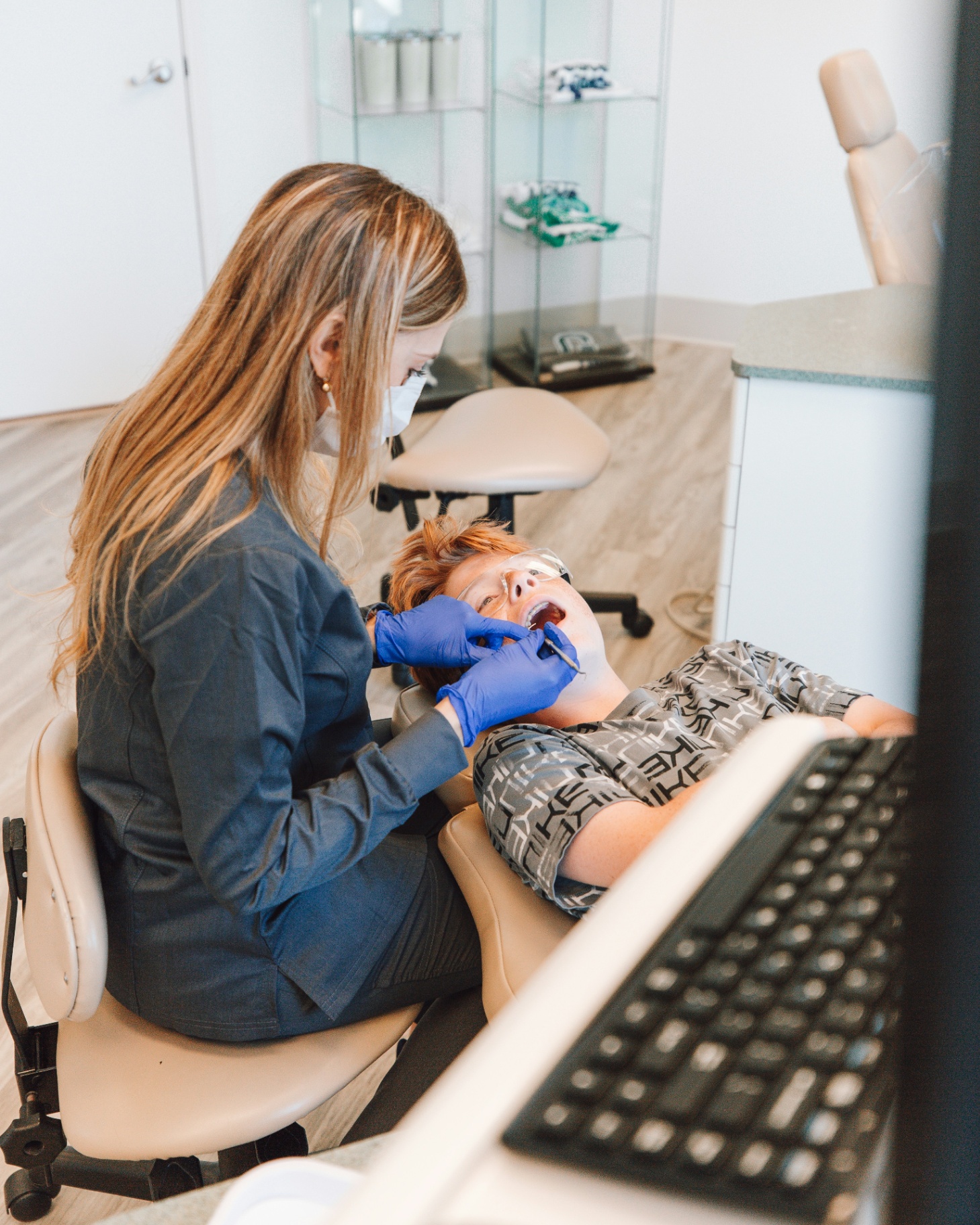 Contact Our Office for Prompt Emergency Dental Treatment